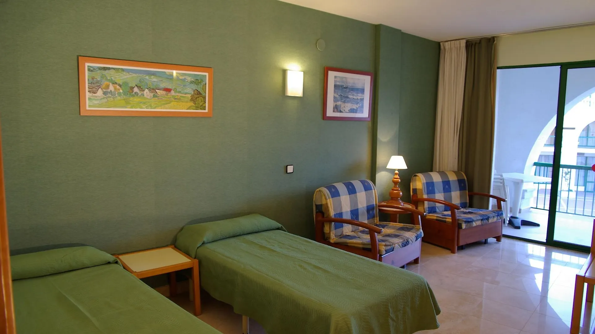 Hotel Pino Alto Miami Playa 4*,